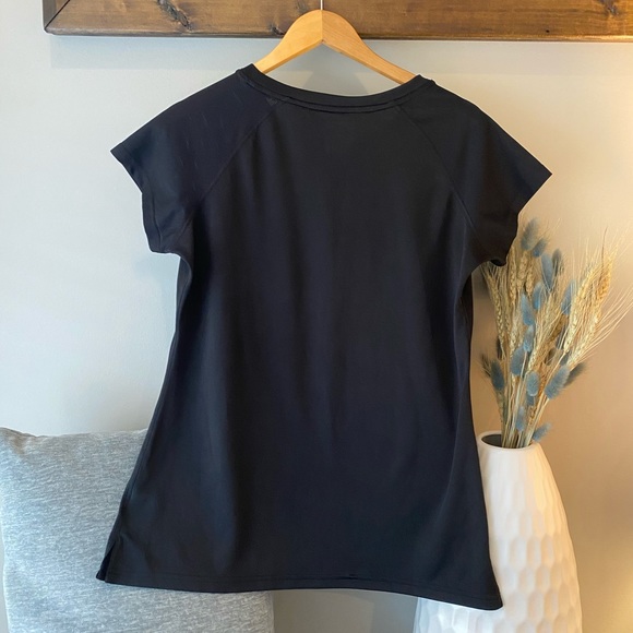 Nike Athletic T-Shirt Size L - Picture 2 of 4